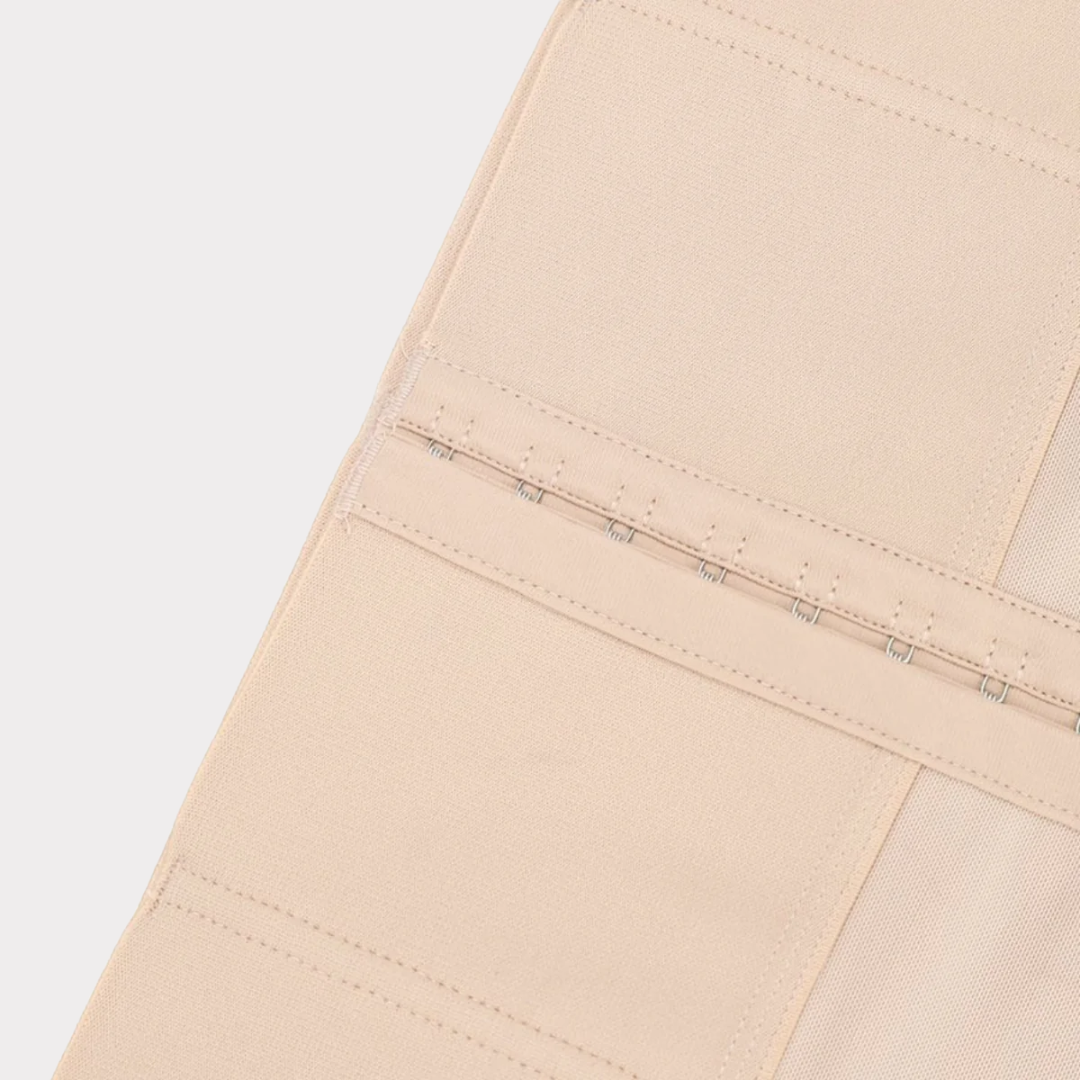 SculptCurve™ High-Waist Shaping Shorts